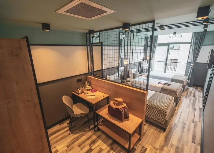 City Life Demir Hotel